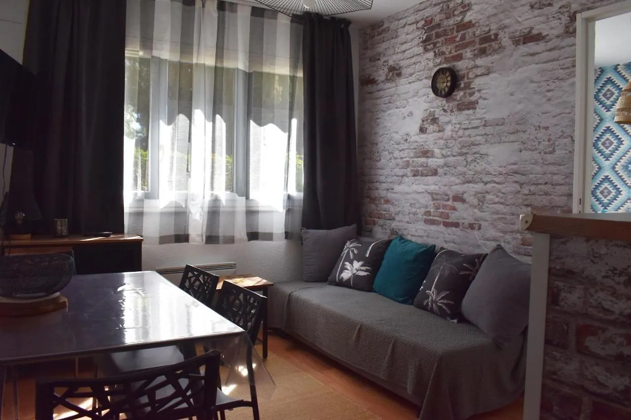 Appartement Look Industriel Pour 4 Personnes Avec Piscine A La Plage La Londe-les-Maures France